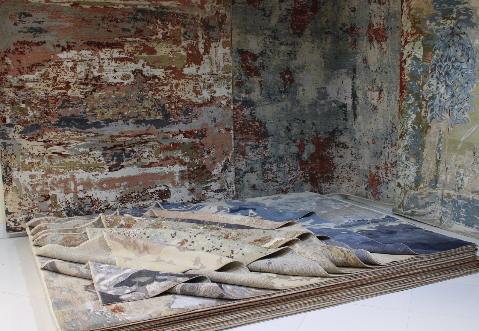 From 16 KPSI to 100 KPSI: The Art of Hand Knotted Rug Making Cover