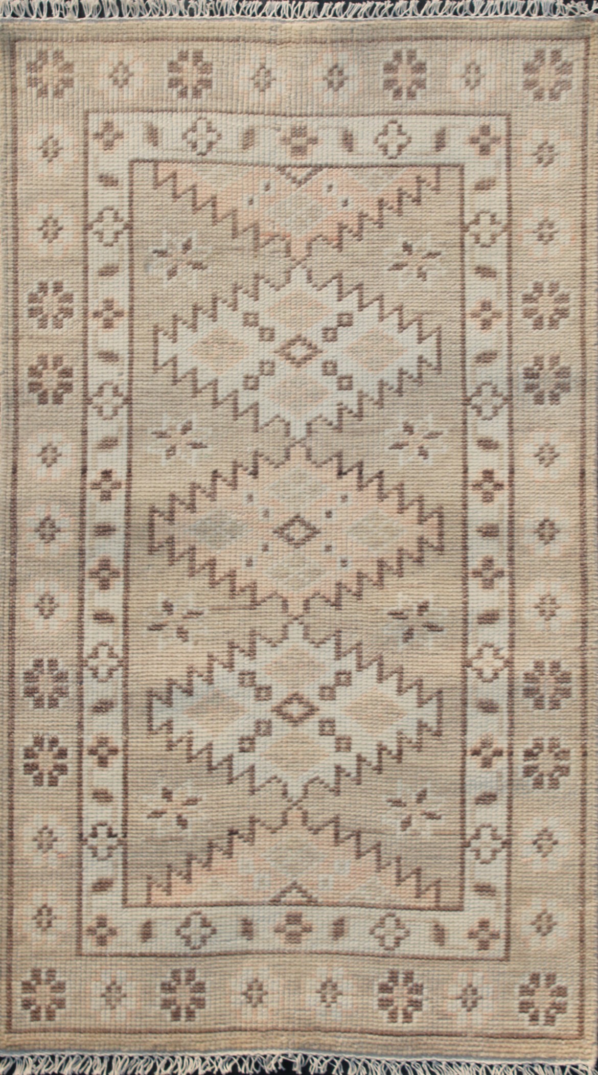 Turkish Oushak 5 5 5