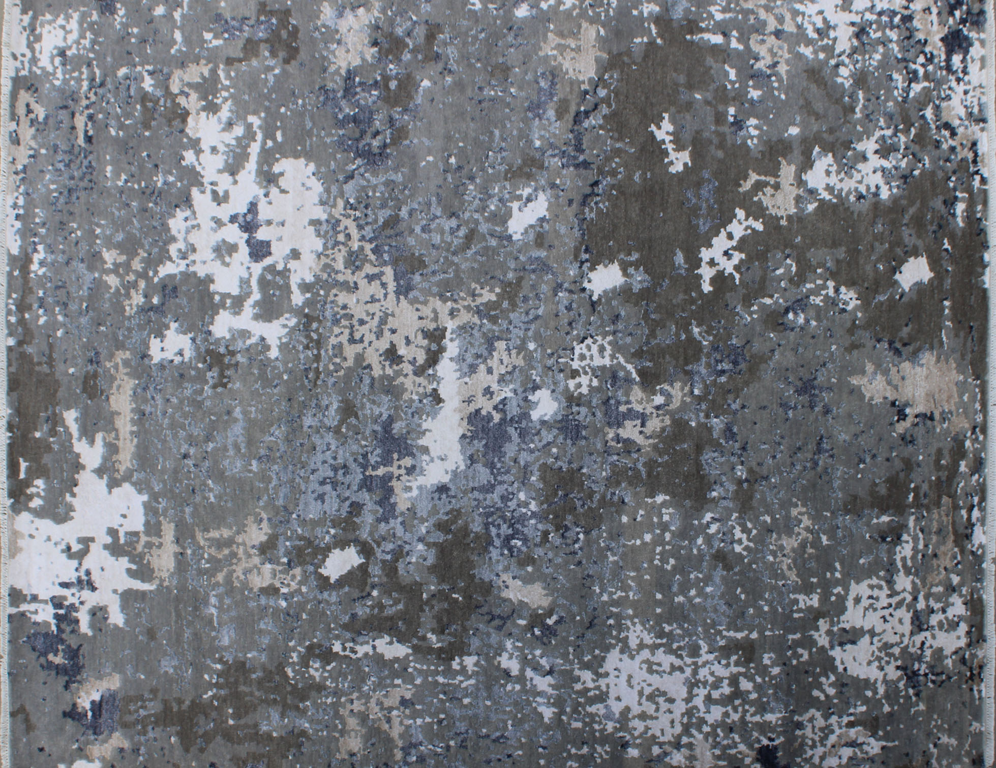 Pearl Motif Elegance