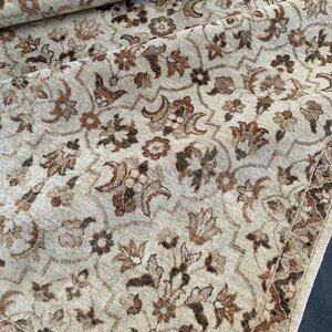 Detail view 2 of The Classic Ivory Garden Rug 8ft x 10ft